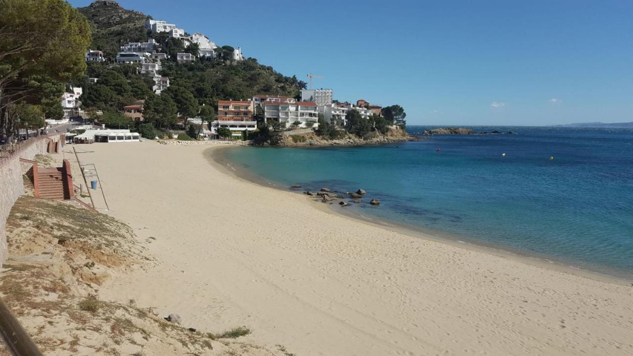 Precioso Apartamento A Menos De 100M De La Playa Roses Eksteriør bilde